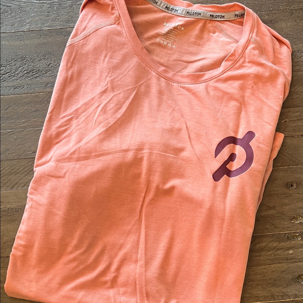 Peloton Men’s Coral Short Sleeve Tee